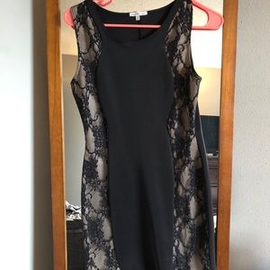 Short Black Lacey & Straight girl YAS